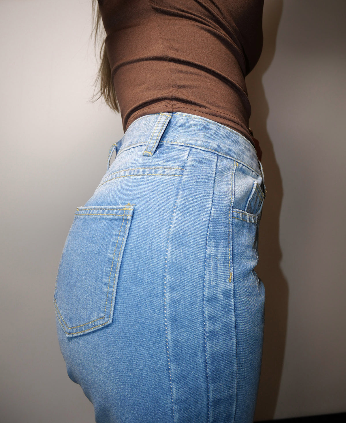 Frayed Hem Straight Leg Jeans